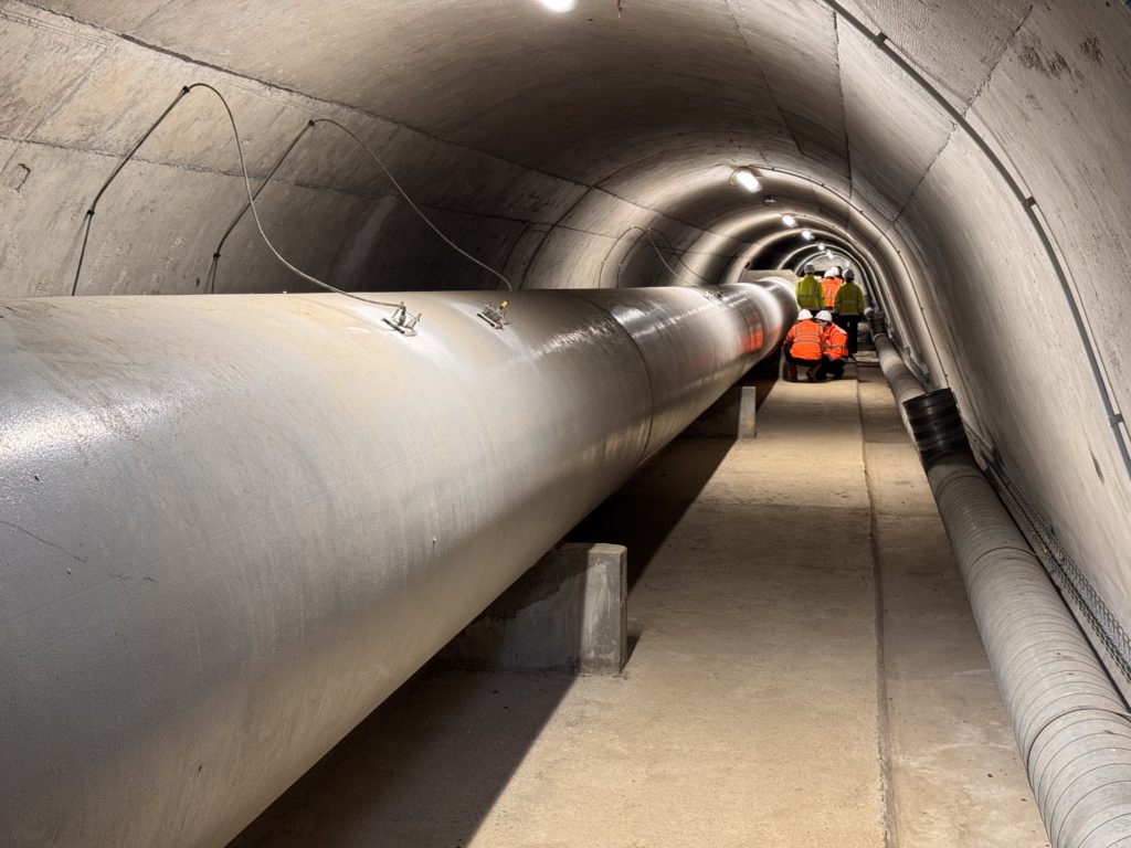 Visite de la centrale de Puydarrieux, gérée par Rives & Eaux du Sud-Ouest, lors de la journée d'HYDROmeeting à Tarbes